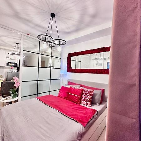 Aesthetic One Bedroom Beside Sm W Pool, Wifi And Netflix Cagayán de Oro Extérieur photo