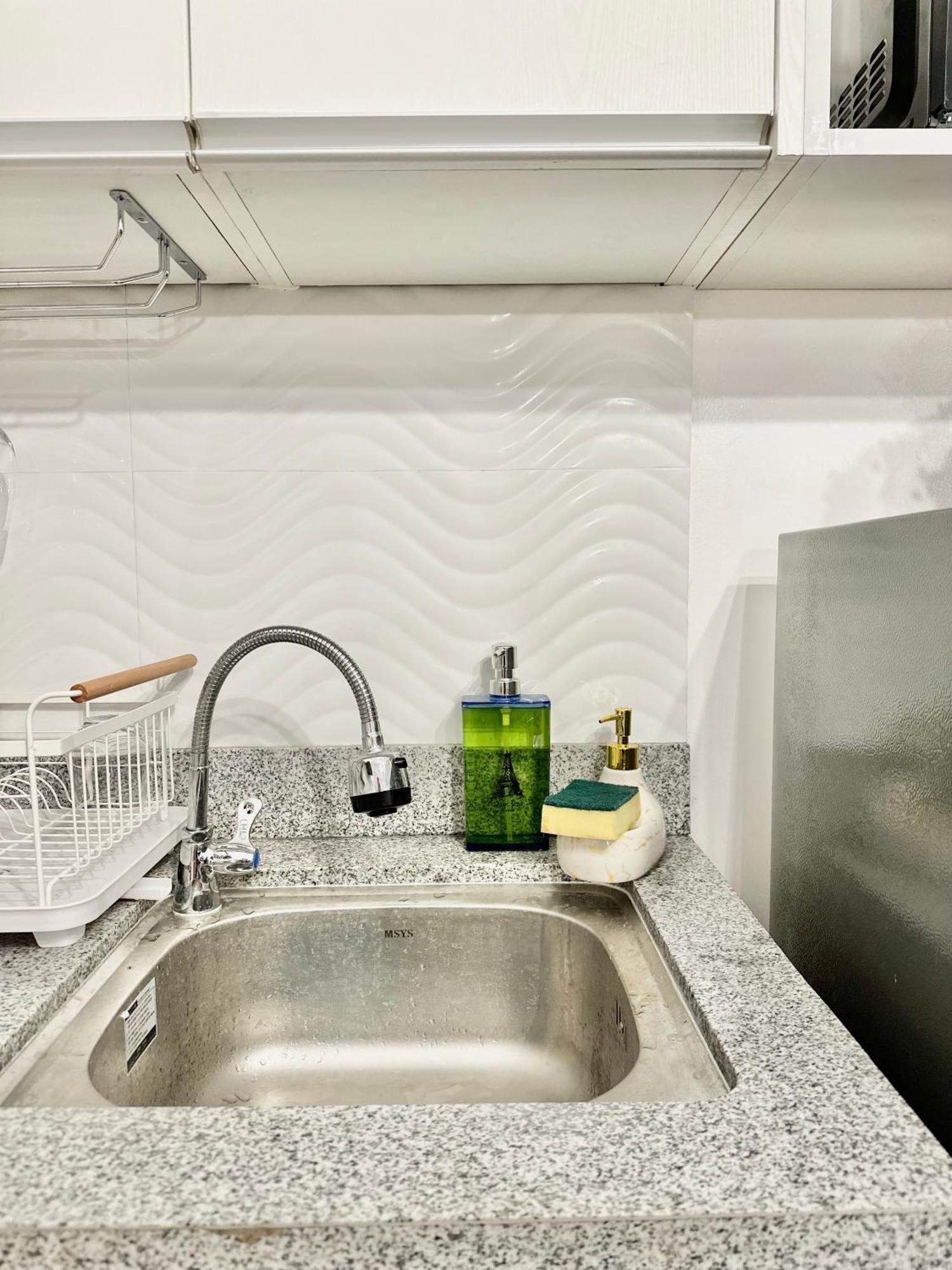 Aesthetic One Bedroom Beside Sm W Pool, Wifi And Netflix Cagayán de Oro Extérieur photo
