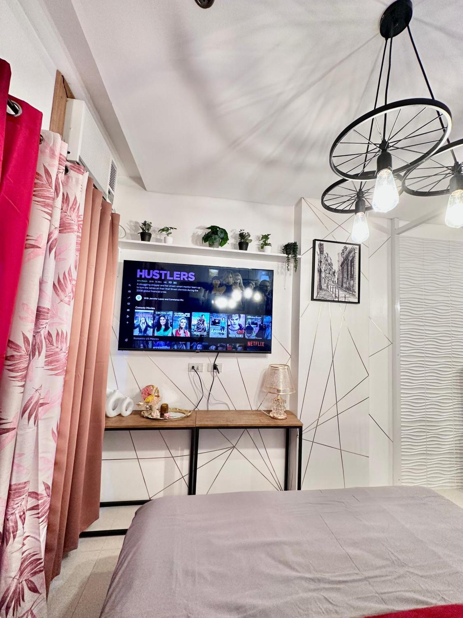 Aesthetic One Bedroom Beside Sm W Pool, Wifi And Netflix Cagayán de Oro Extérieur photo