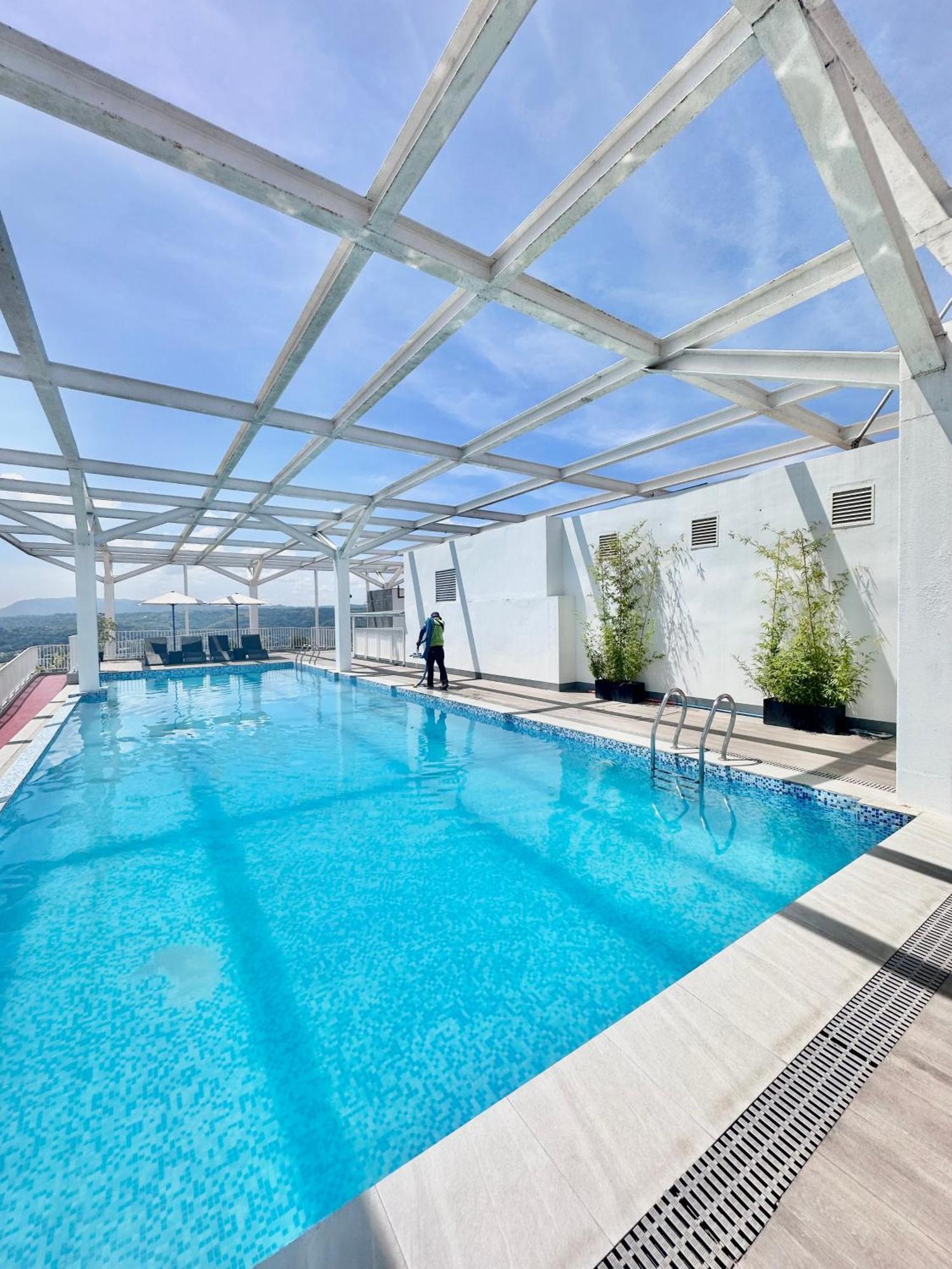 Aesthetic One Bedroom Beside Sm W Pool, Wifi And Netflix Cagayán de Oro Extérieur photo